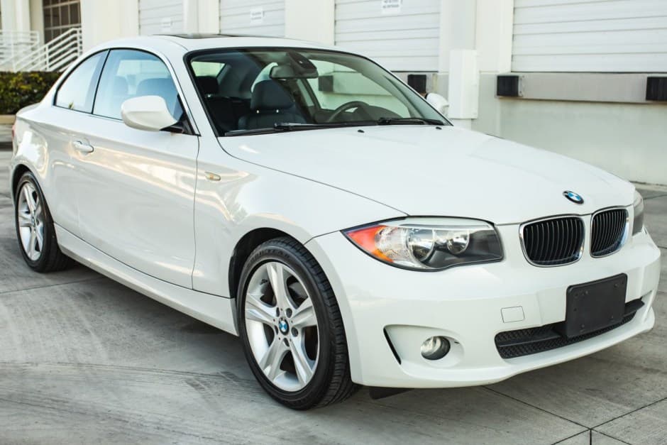 2013 BMW E82/E88 1-Series sold for $10,500