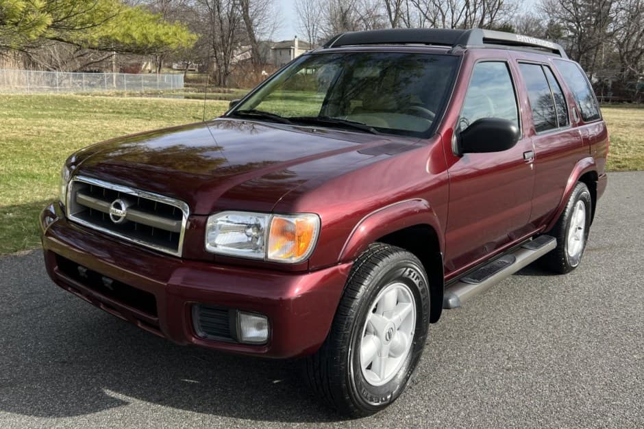2002 Nissan Pathfinder sold for $9,700
