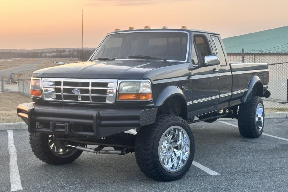 1997 Ford F-Series 1992-1997 sold for $21,000