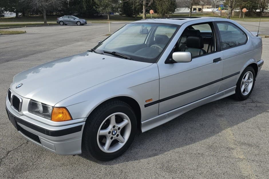 1998 BMW E36/5 ti Compact sold for $7,900