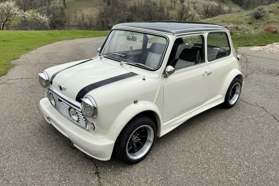 1988 Mini Mk III-Mk V sold for $14,000
