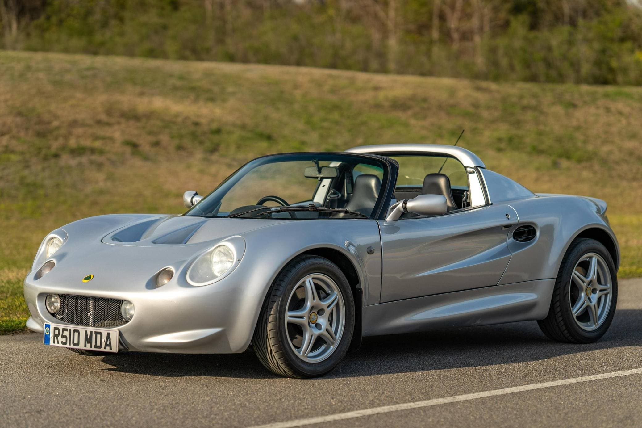 1998 Lotus Elise sold for $25,250