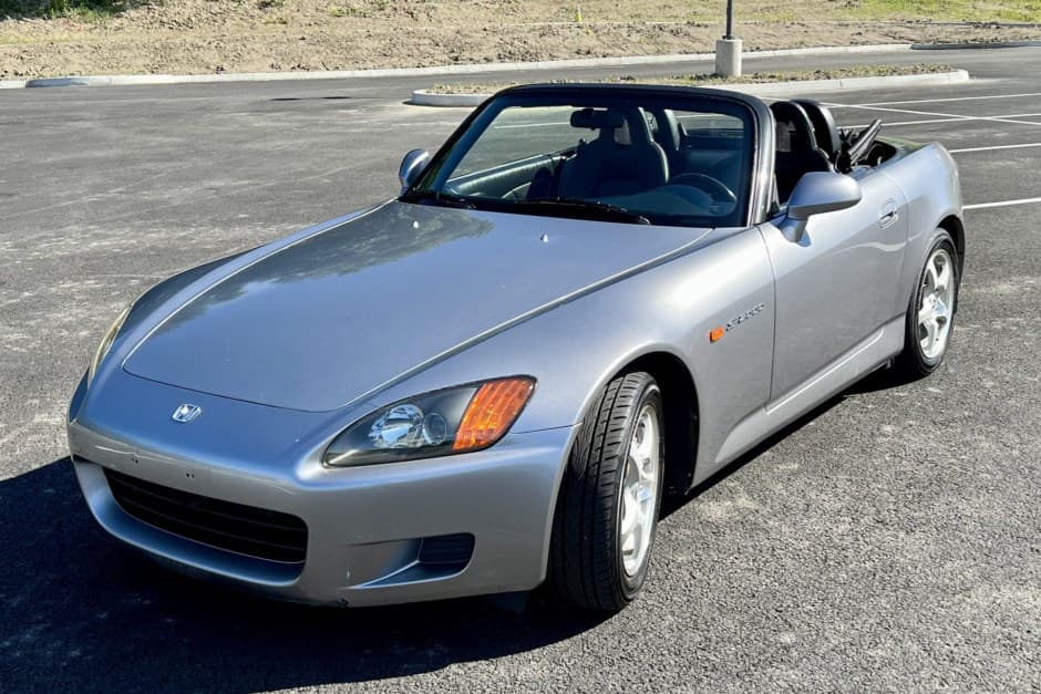 2000 Honda AP1 S2000 sold for $18,000