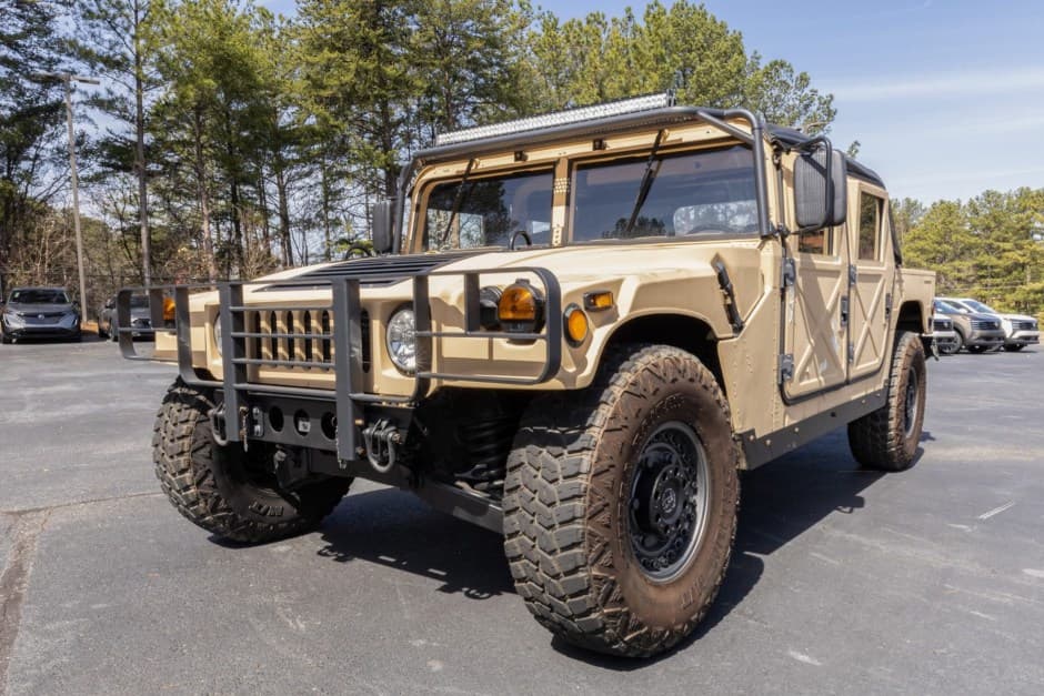 0 Hummer HMMWV/Humvee sold for $30,500