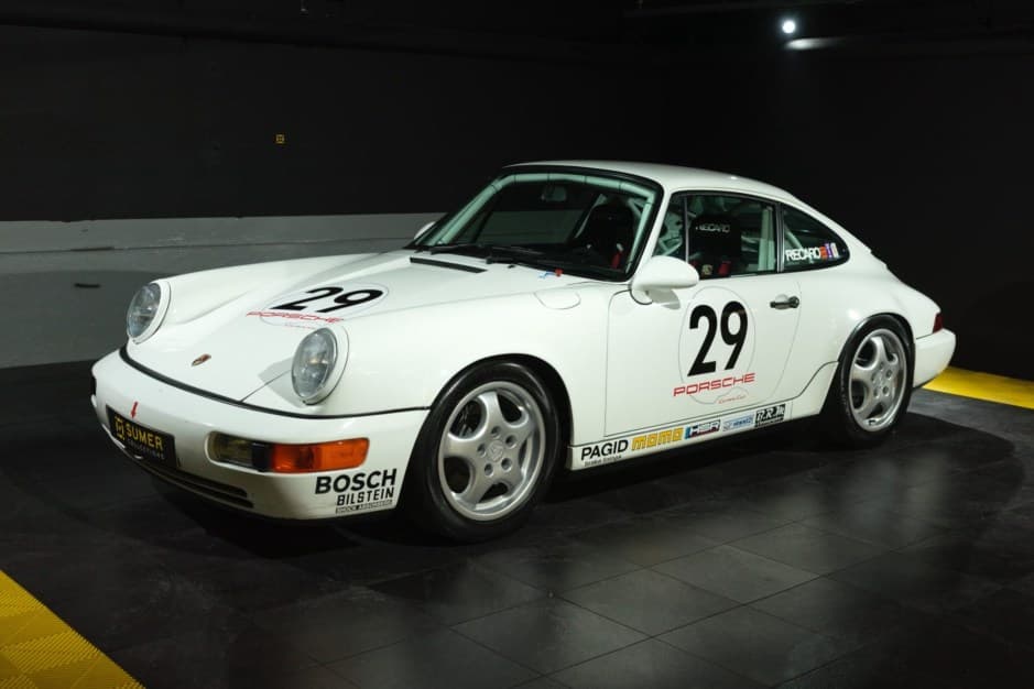 1992 Porsche 964 911 (Non-Turbo) sold for $0