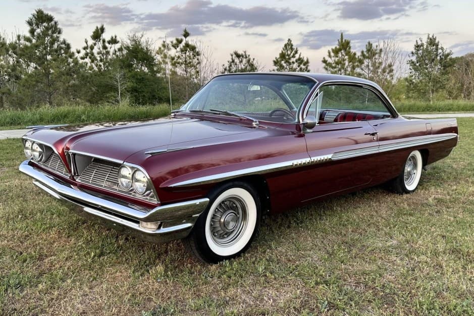 1961 Pontiac Bonneville sold for $42,500