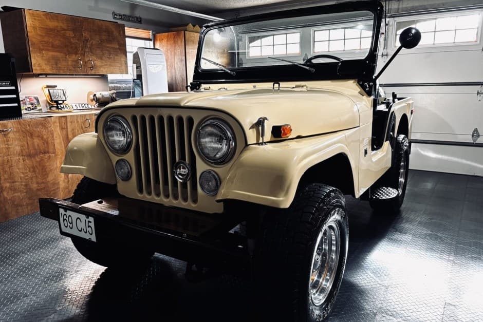 1969 Jeep CJ-5 sold for $20,000