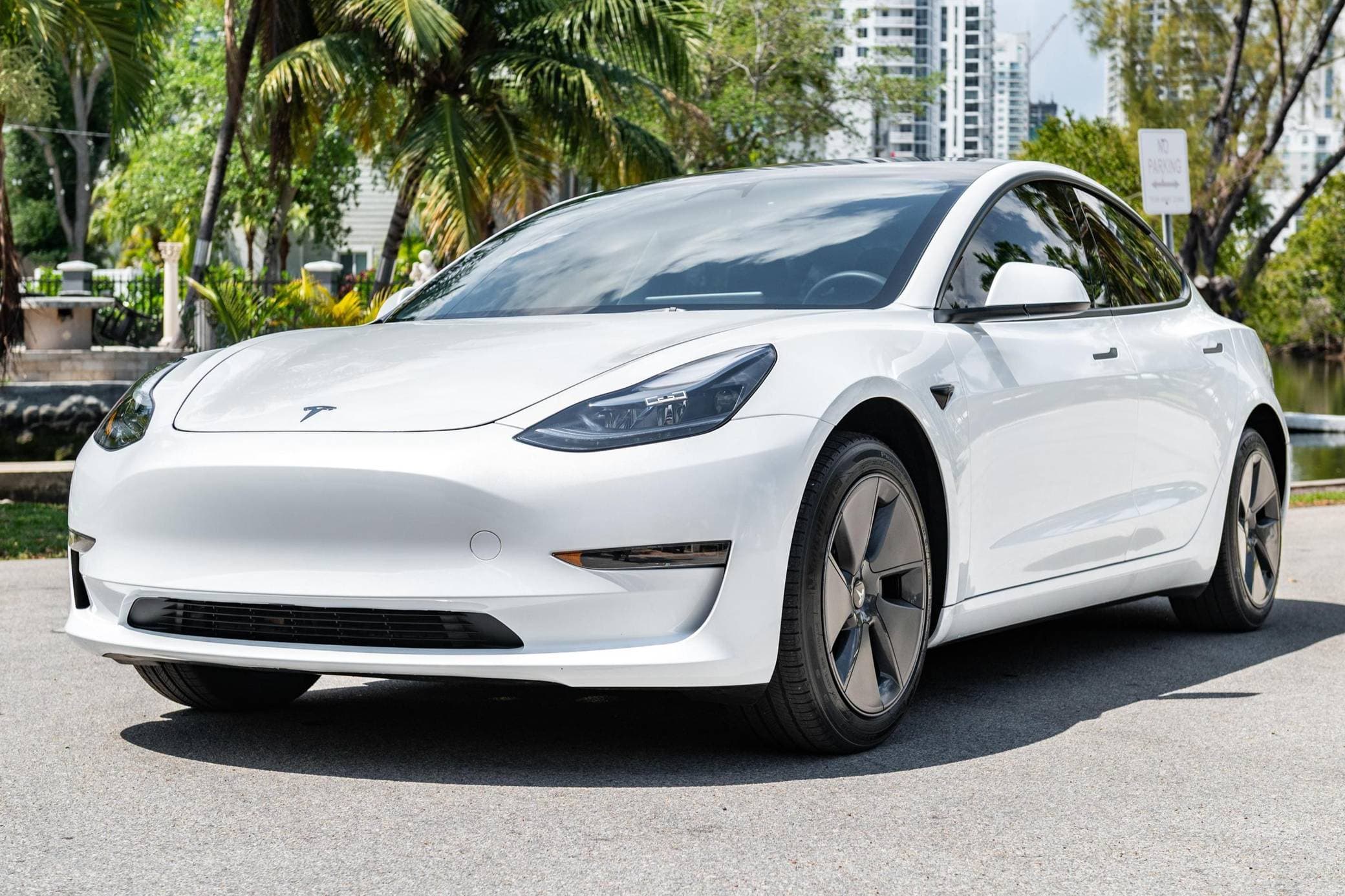 2023 Tesla Model 3 sold for $90,000