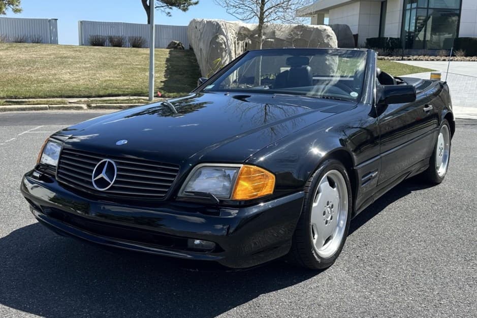 1996 Mercedes-Benz R129 SL sold for $14,500