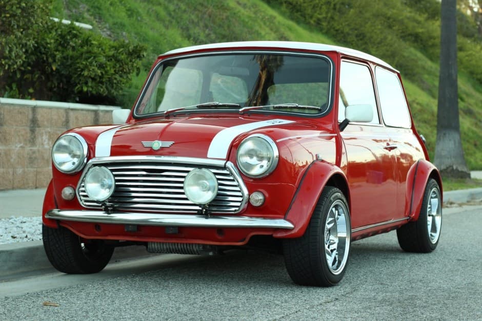 1994 Mini Mk VI & Mk VII sold for $16,500