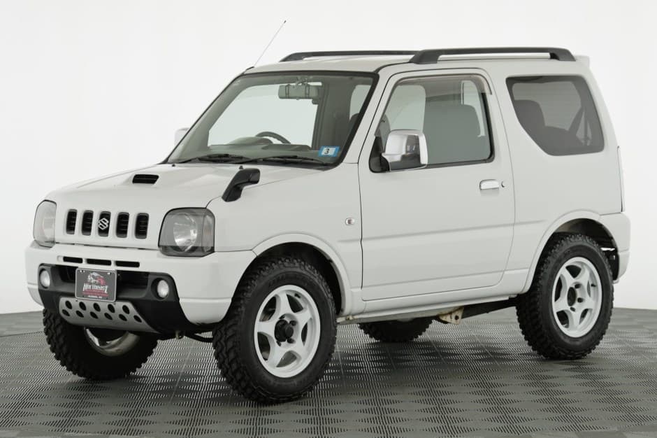 1998 Suzuki Jimny sold for $10,500