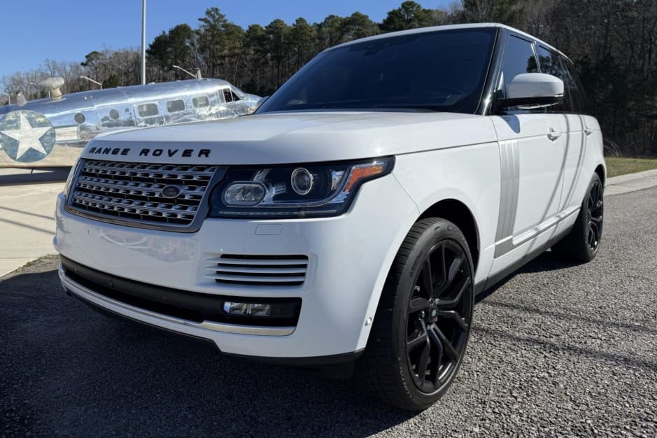 2017 Land Rover Range Rover L405 sold for $23,500