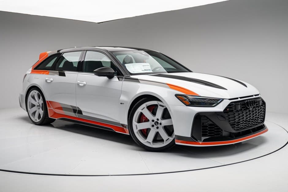 2025 Audi RS6 sold for $256,000