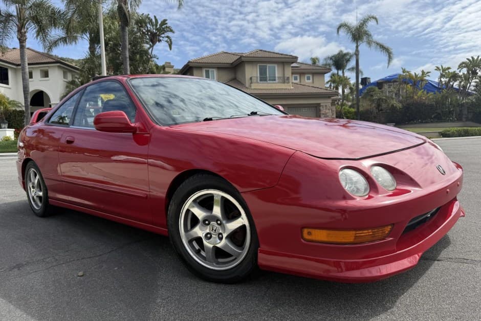 1998 Acura Integra sold for $13,000