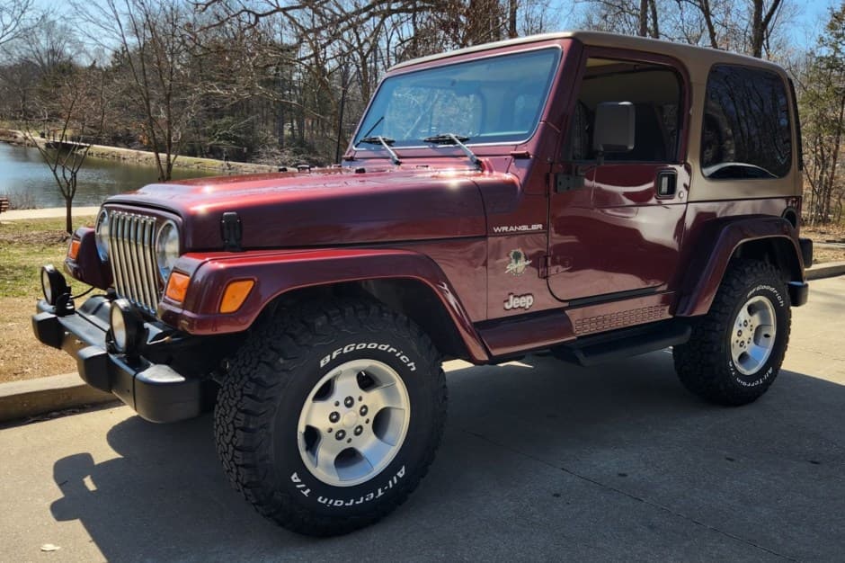 2002 Jeep Wrangler TJ (1997-2006) sold for $15,000