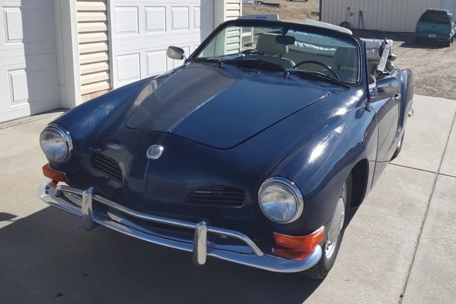 1970 Volkswagen Karmann Ghia sold for $11,250