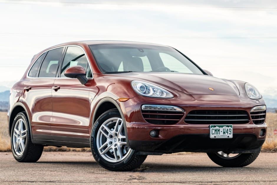 2013 Porsche 958 Cayenne (2011-2018) sold for $22,150