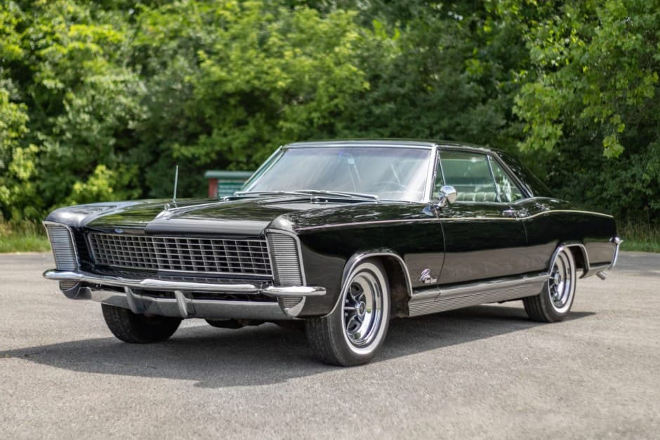 1965 Buick Riviera sold for $36,250