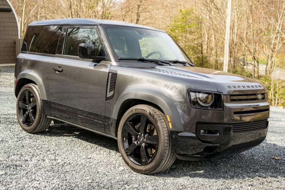 2023 Land Rover Defender L663 sold for $70,000