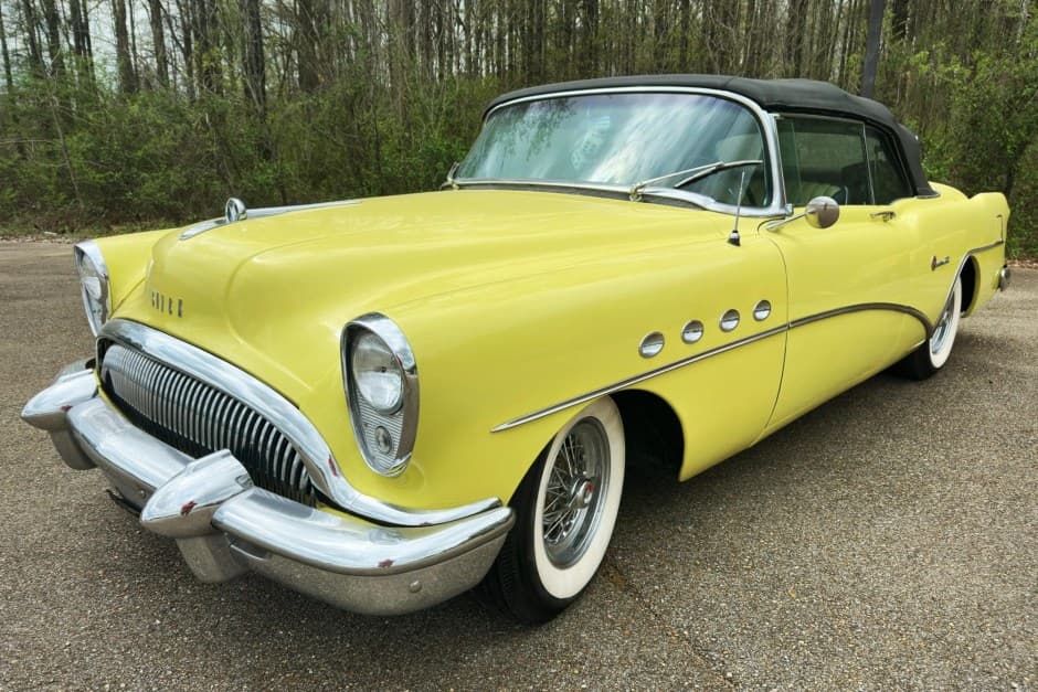 1954 Buick Roadmaster sold for $25,500