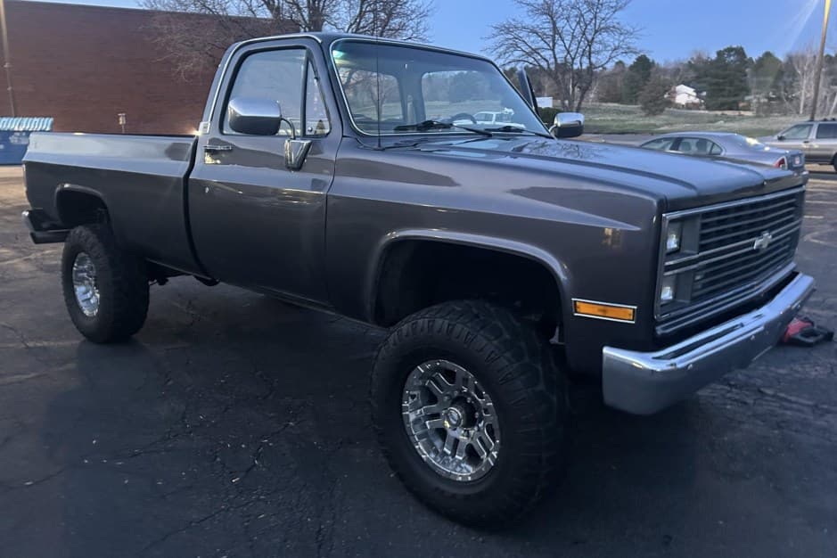 1983 Chevrolet C/K (1973-1991) sold for $24,000