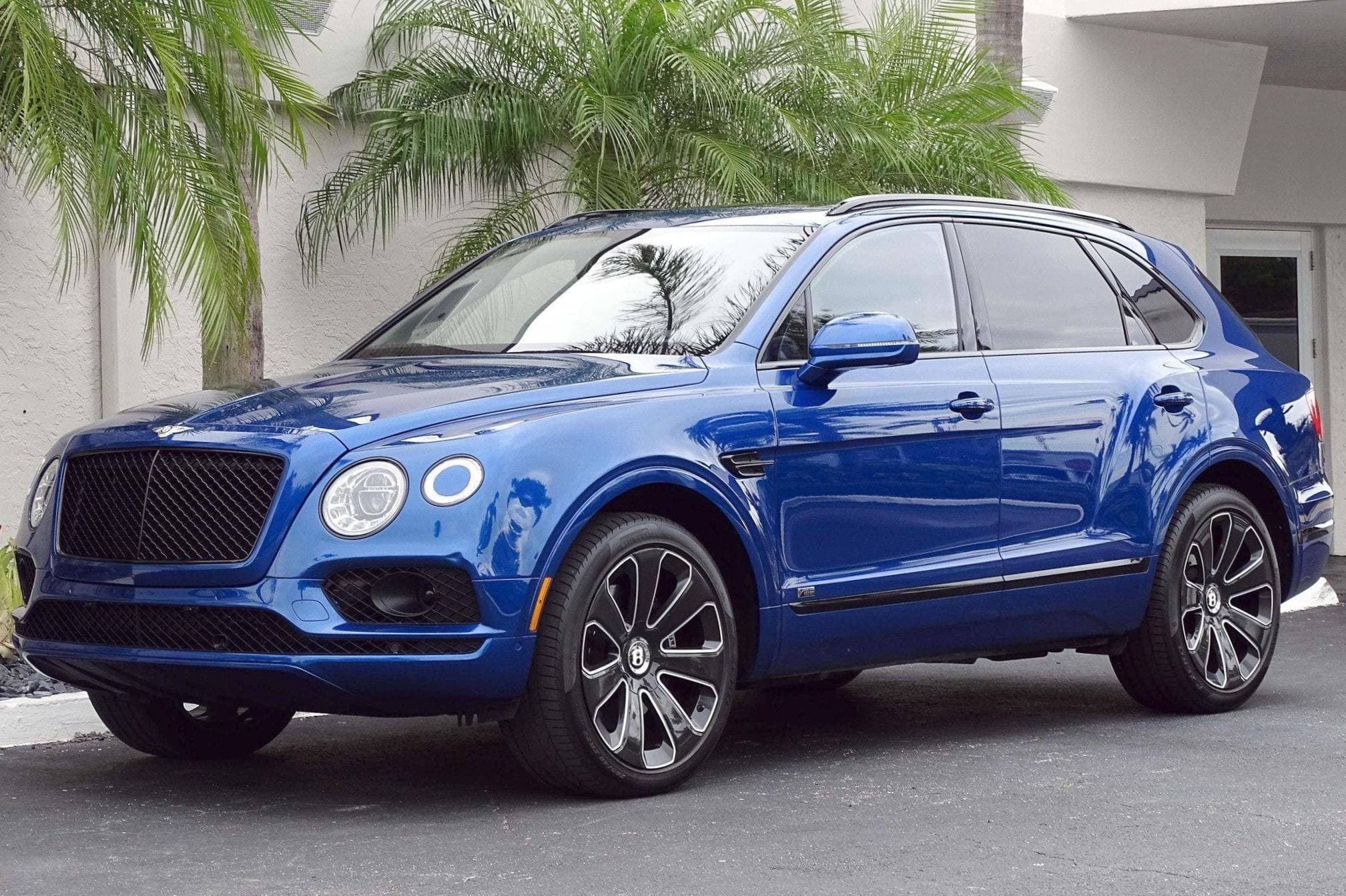 2020 Bentley Bentayga sold for $81,000