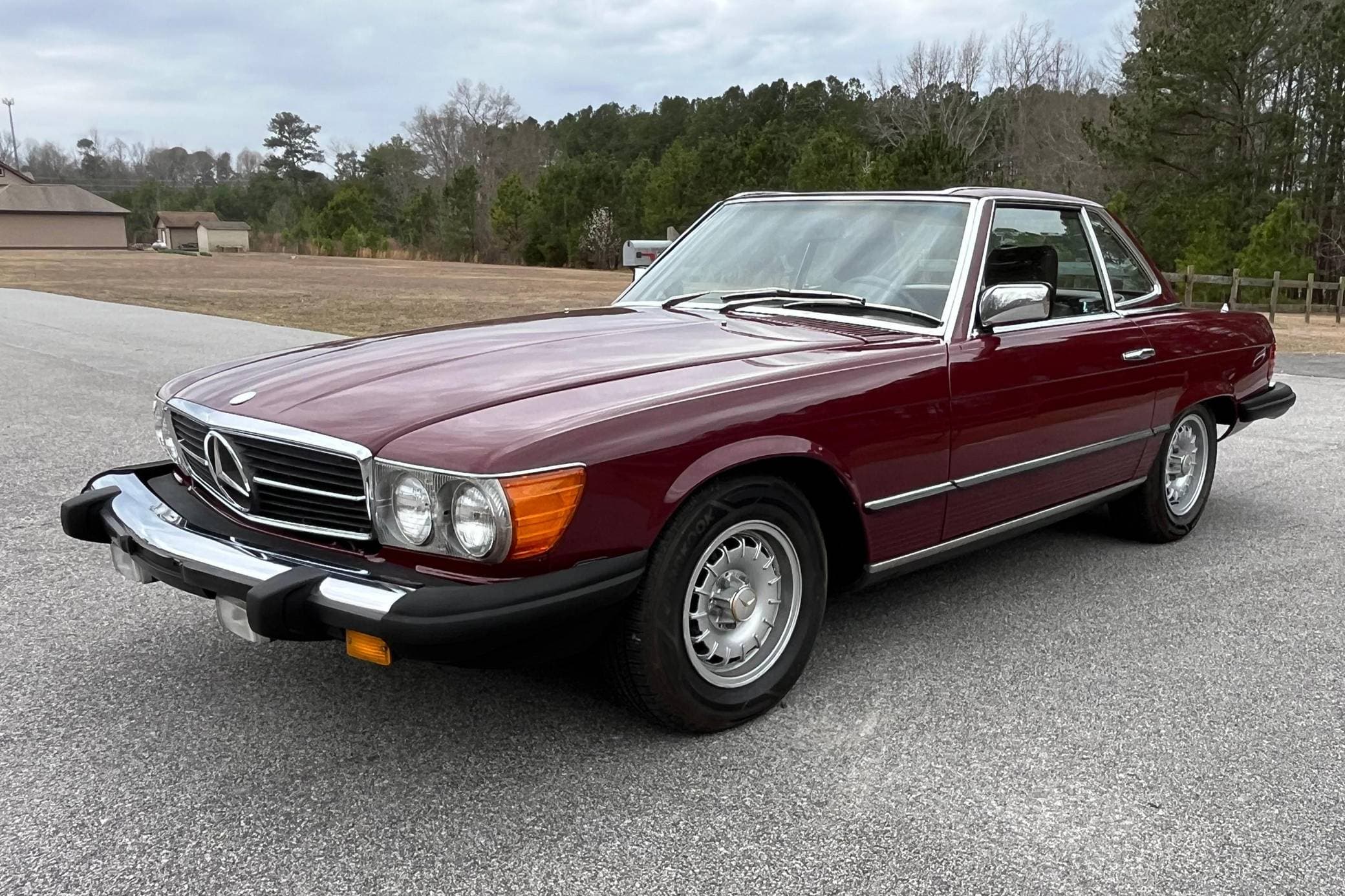 1983 Mercedes-Benz R107 SL sold for $9,950