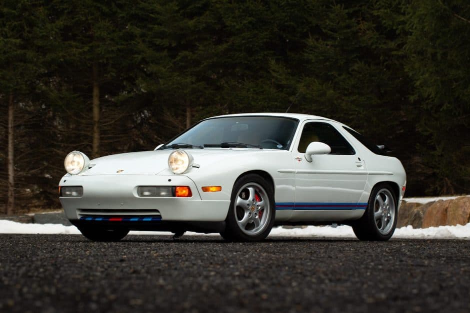 1991 Porsche 928 sold for $16,750