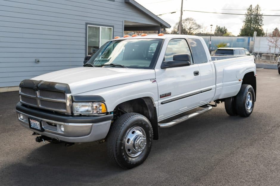 2002 Dodge Ram (1994-2002) sold for $38,250