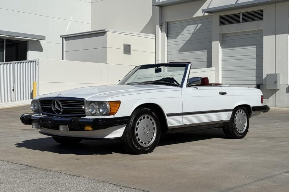 1988 Mercedes-Benz R107 SL sold for $24,250