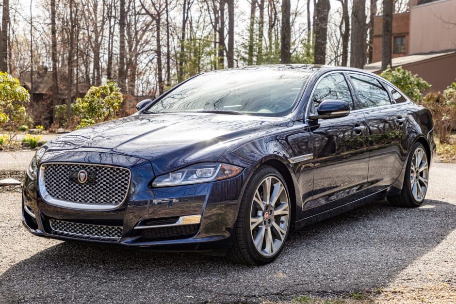 2019 Jaguar X351 XJ (2010-2019) sold for $29,903