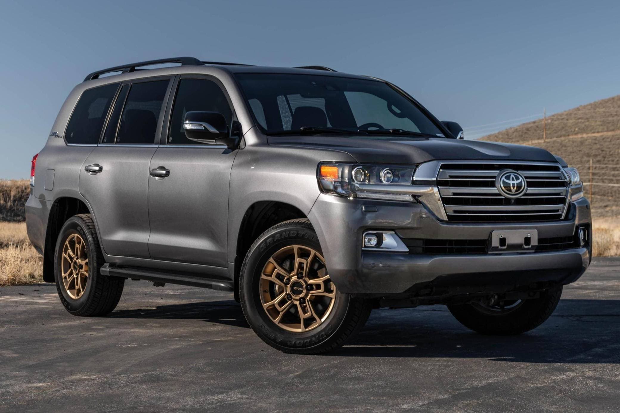 2021 Toyota Land Cruiser sold for $93,000