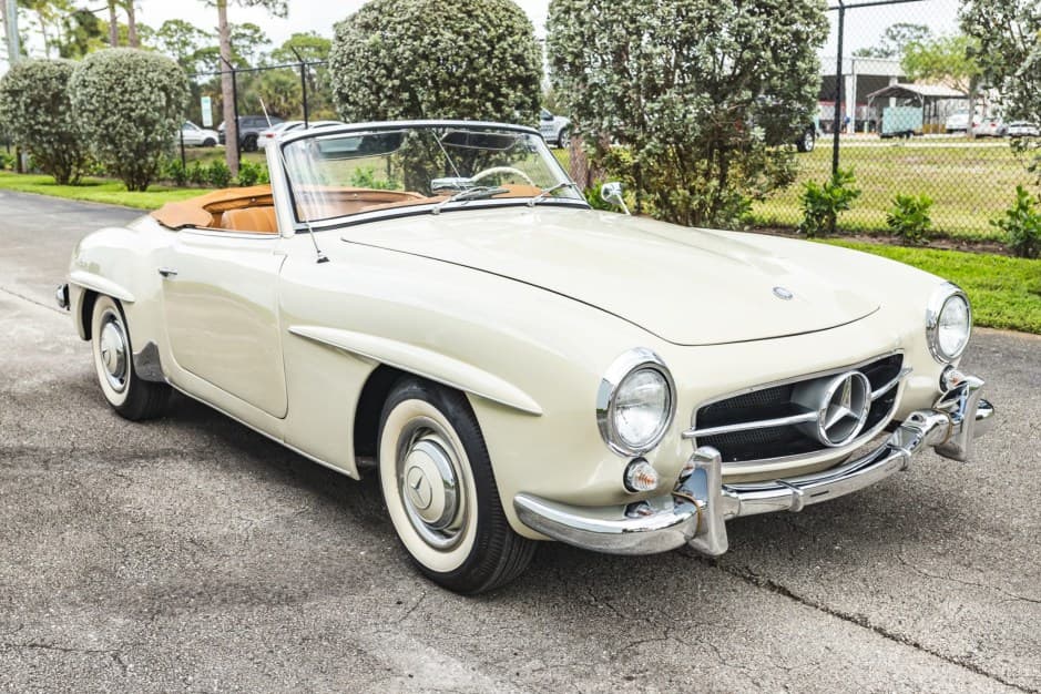 1958 Mercedes-Benz 190SL sold for $88,000