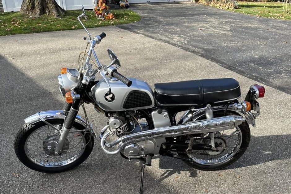 1969 Honda CB750 & CB750A sold for $2,450