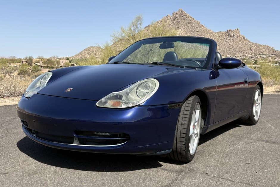 2001 Porsche 996 911 (Non-Turbo/GT2/GT3) sold for $30,500