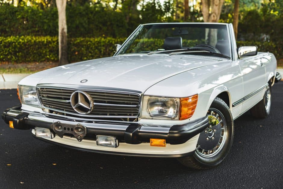 1989 Mercedes-Benz R107 SL sold for $33,500