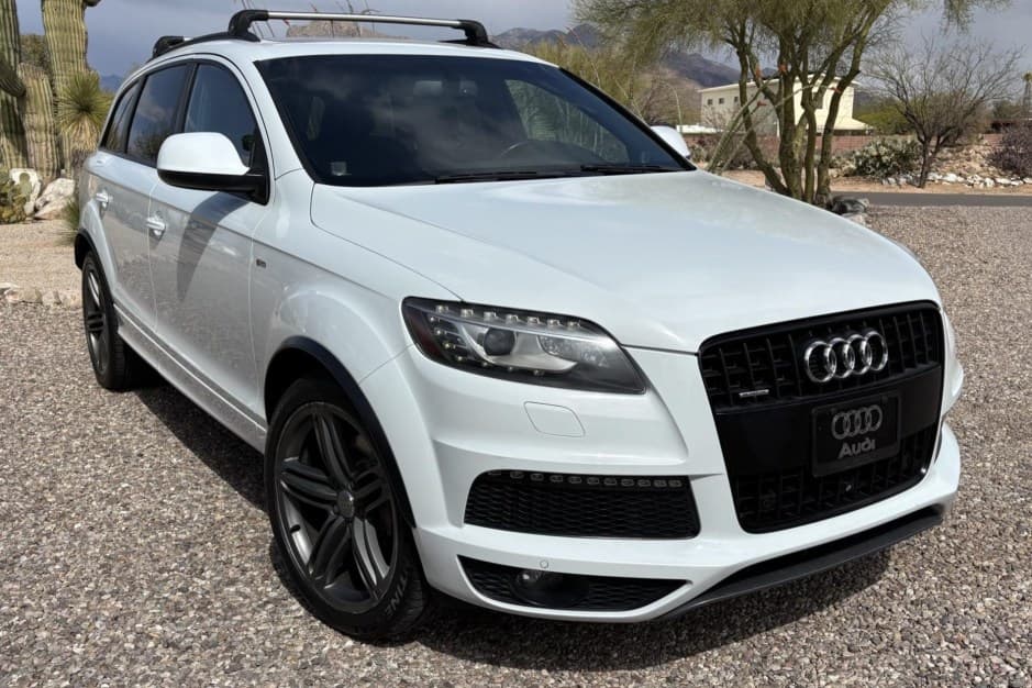 2013 Audi Q7 sold for $9,777