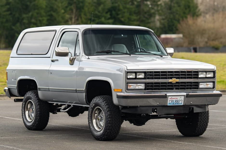 1989 Chevrolet K5 Blazer 1973-1991 sold for $27,050