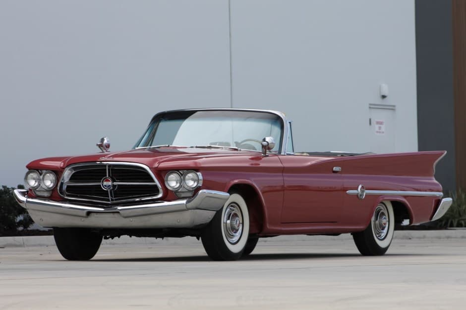 1960 Chrysler 300 Letter Series sold for $113,000