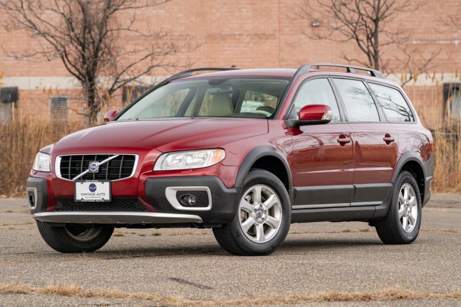 2009 Volvo XC70 sold for $15,500