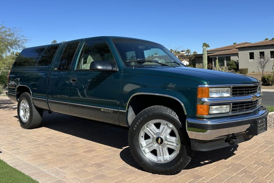 1996 Chevrolet C/K GMT400 (1988-2002) sold for $18,000