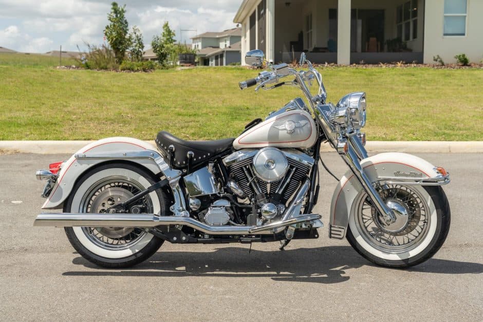 1994 Harley-Davidson Softail sold for $7,600