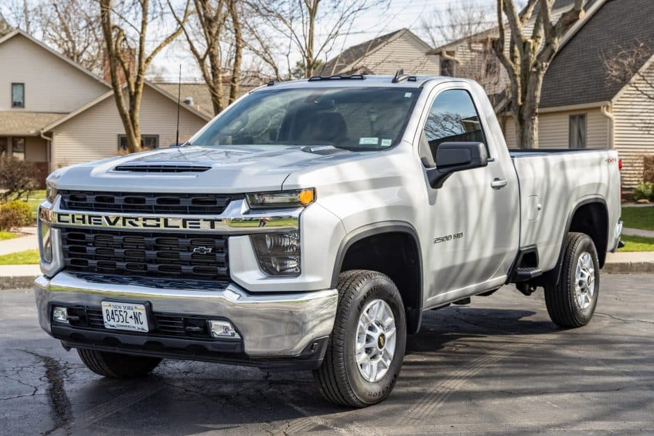 2022 Chevrolet Silverado T1XX (2019+) sold for $43,000