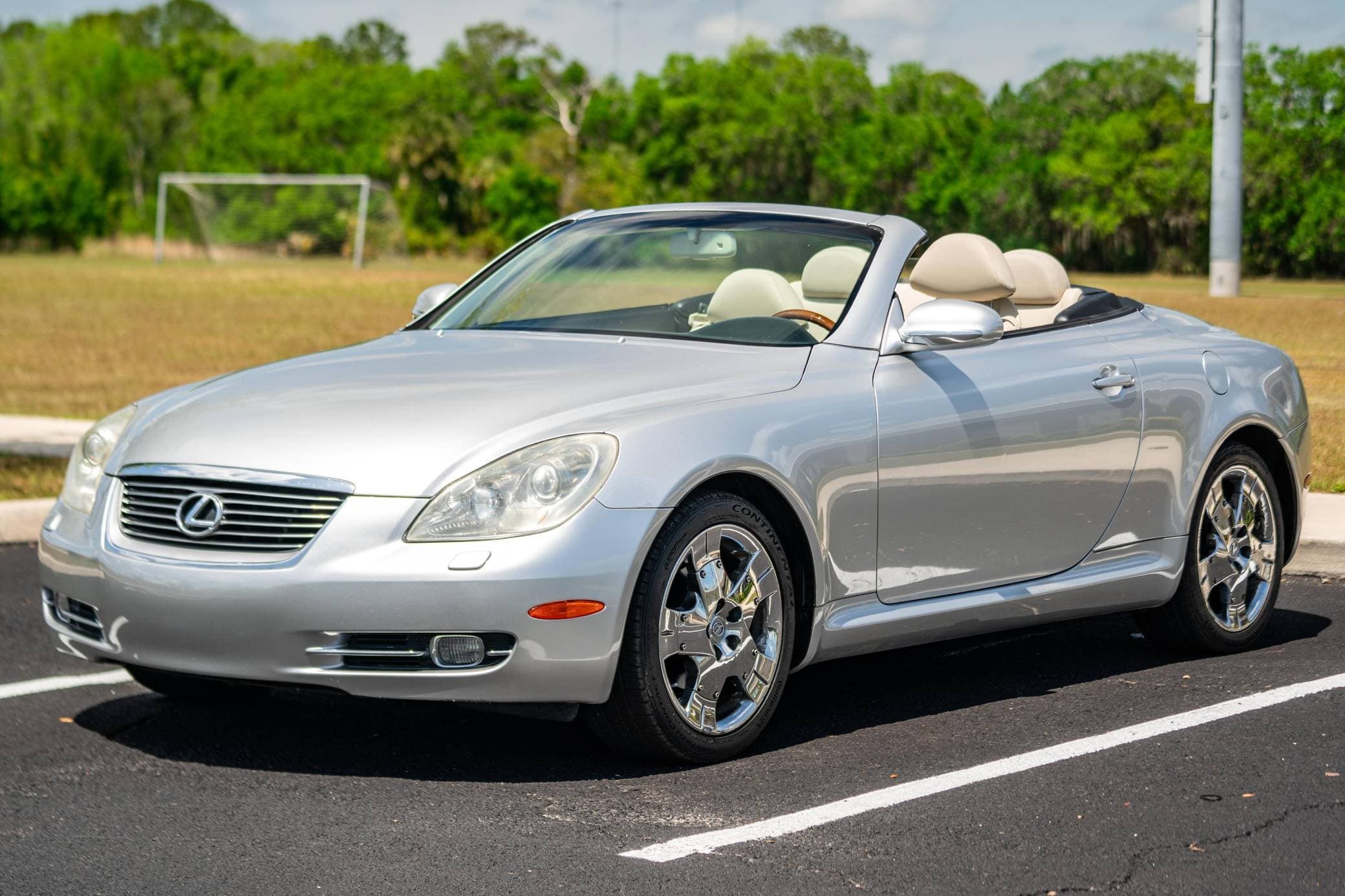 2006 Lexus SC sold for $11,200