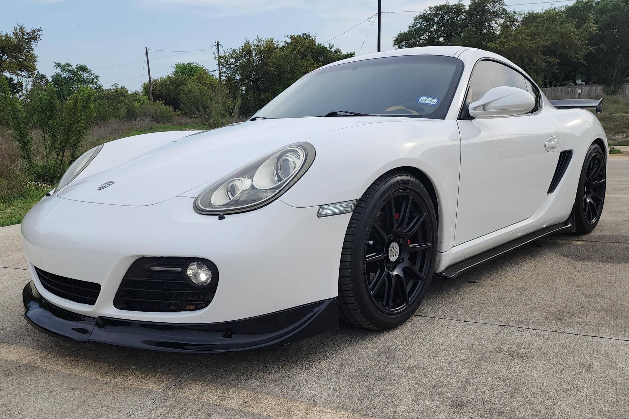 2009 Porsche 987 Cayman sold for $28,750