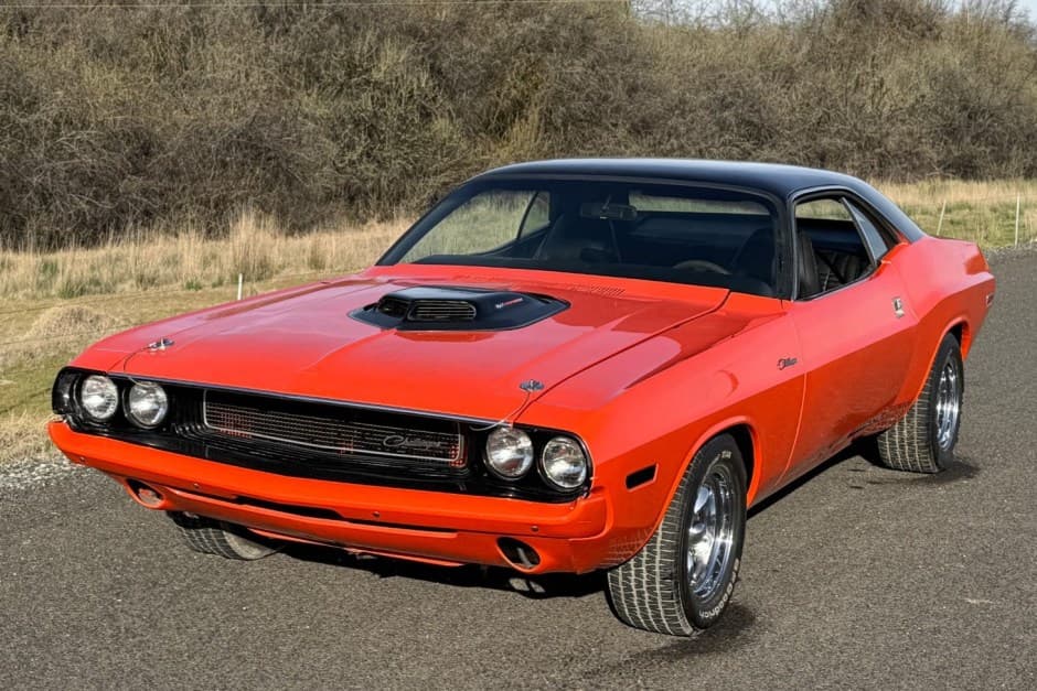 1970 Dodge Challenger (1970-1974) sold for $22,000
