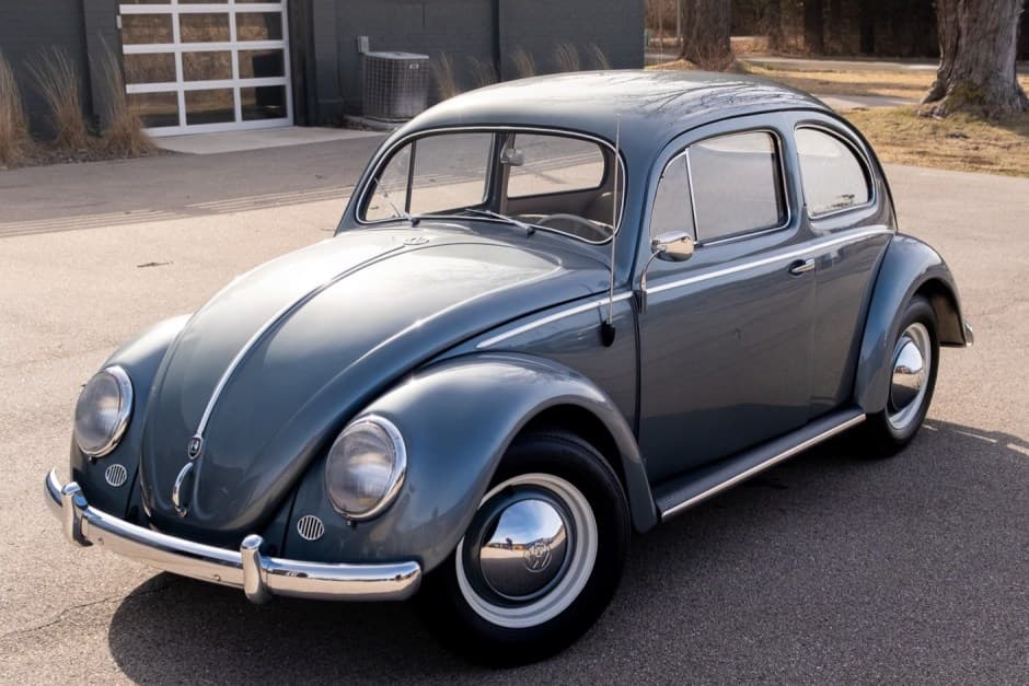 1954 Volkswagen Beetle (Oval Window) sold for $22,500