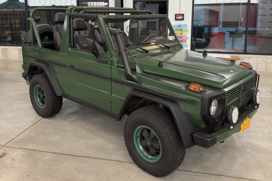 1990 Mercedes-Benz W461 G-Class sold for $30,666
