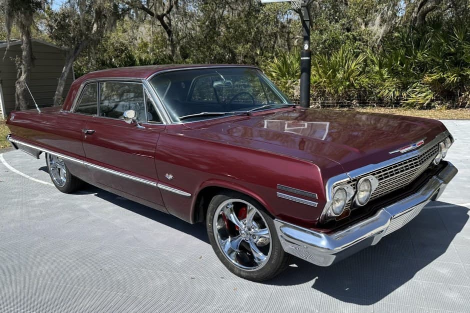 1963 Chevrolet Impala (1961-1964) sold for $28,250