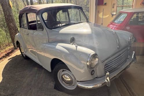 1958 Morris Minor sold for $5,000